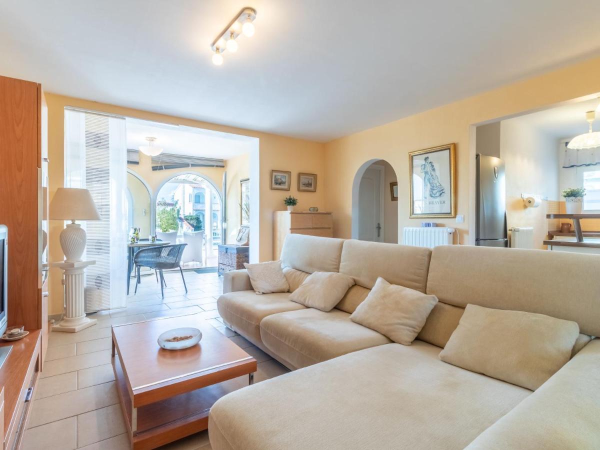Holiday Home Bonica By Interhome Empuriabrava Exterior foto